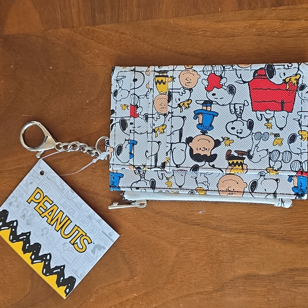 Peanuts Faux Leather Change Purse wallet NWT